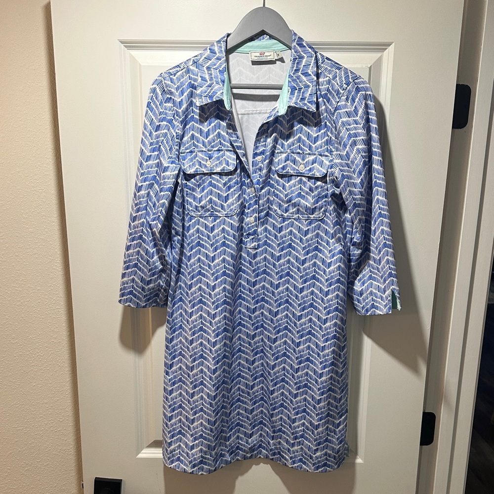 Vineyard Vines Athleisure Blue and White Patterned Dress